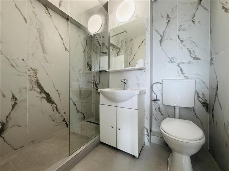 APARTAMENT 2 CAMERE DECOMANDAT | RENOVAT COMPLET | 53 MP + BOXA | 84500 EURO