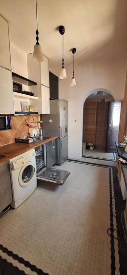 Super locatie !!Apartament 2 camere cu terasa 7m vedere Piata Amzei