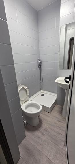 Apartament spatios, 3 Camere, 2 bai, 3 balcoane, Tătărași Spitalul de Copii