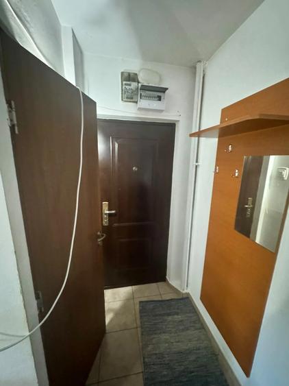 PODU ROS - BLD PRIMAVERII - 2 CAMERE - ETAJ 1 - BLOC DIN 1970 FARA RISC SEISMIC - LIBER - MUTARE IMEDIATA