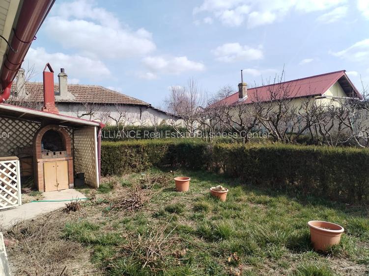 NEGRU VODA(cod04)-Casa 5 camere- Central - 2