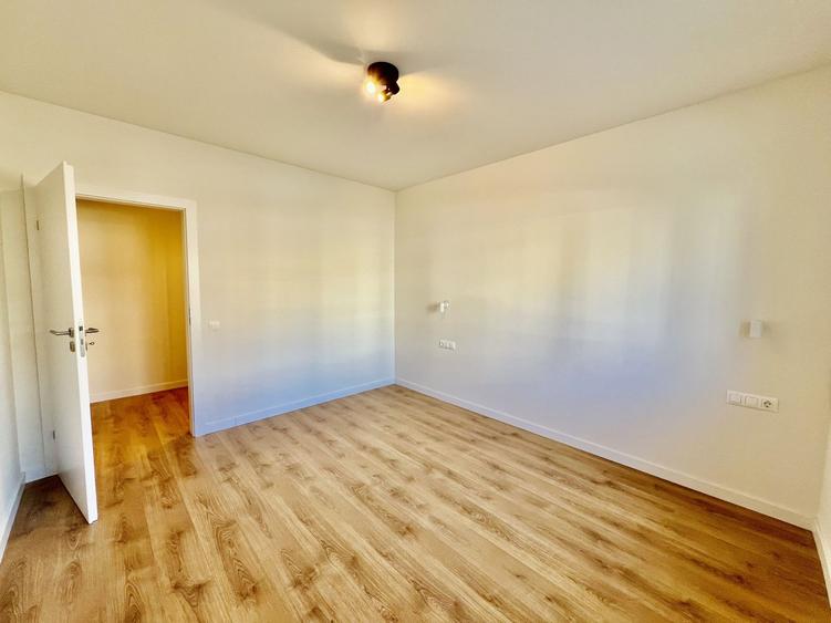 Apartament 3 camere, 2 bai, balcon, aer conditionat - finisat la cheie