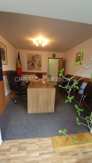 Piata Unirii_birou (post de lucru) exclusiv pentru avocati sau juristi - 11