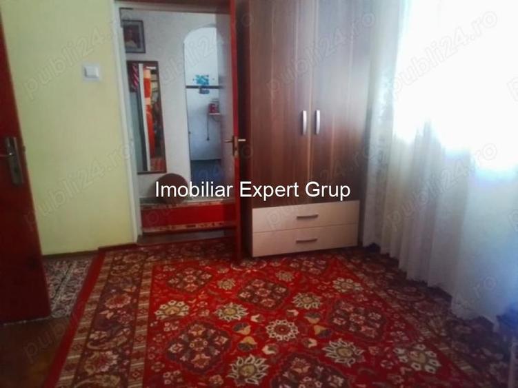 4 Camere: Calea Calarasilor-Popa Nan,curte
