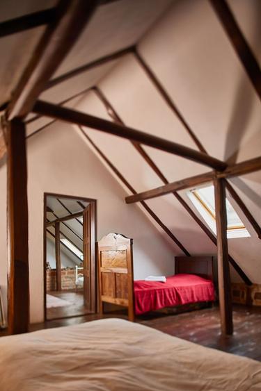 CASA THEA | INVESTIȚIE ÎN TURISM, GASTRONOMIE ȘI EXPERIENȚE | SOCOLARI