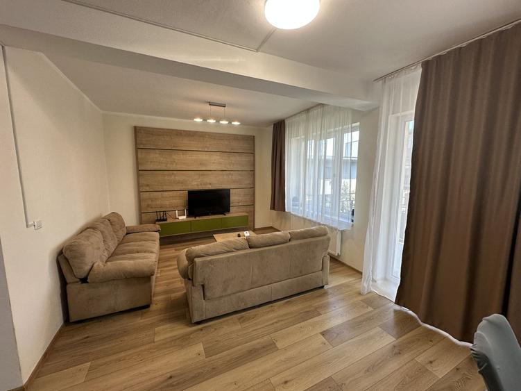 APARTAMENT DEOSEBIT