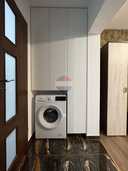 Apartament 2 camere, etaj 1, renovat, 5 minute Sun Plaza