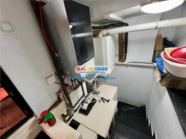 Vanzare vila S+P+1E+M, 7 camere, Ploiesti, zona Albert