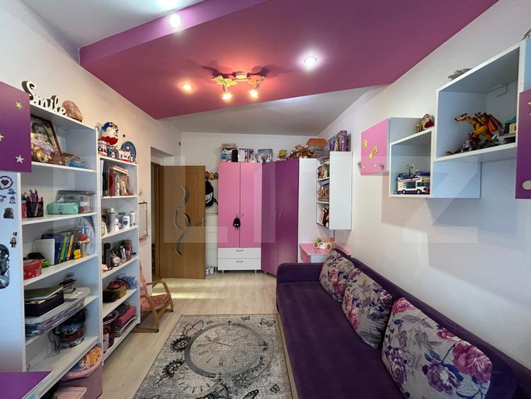 Apartament de vanzare, 3 camere, 70 mp, zona Aiud