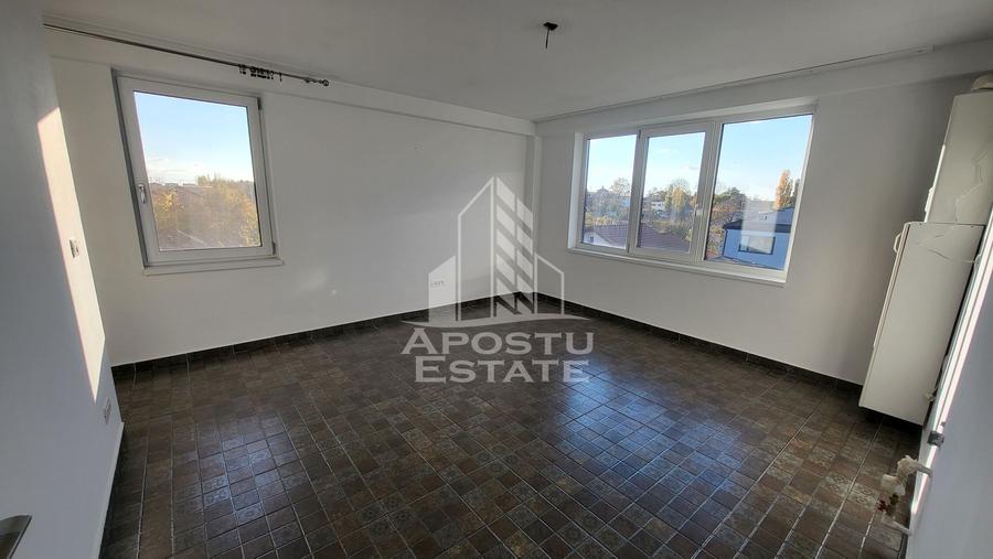 Cladire cu 6 camere, ideala pentru birouri, Buziasului