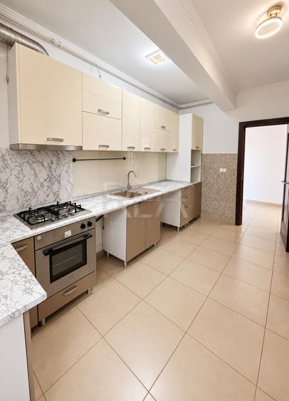 3 camere Fundeni decomandat, centrală, parcare, an 2011, 128 mp