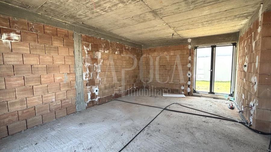 Casa 5 camere de vanzare in Cetatea Fetei, Floresti