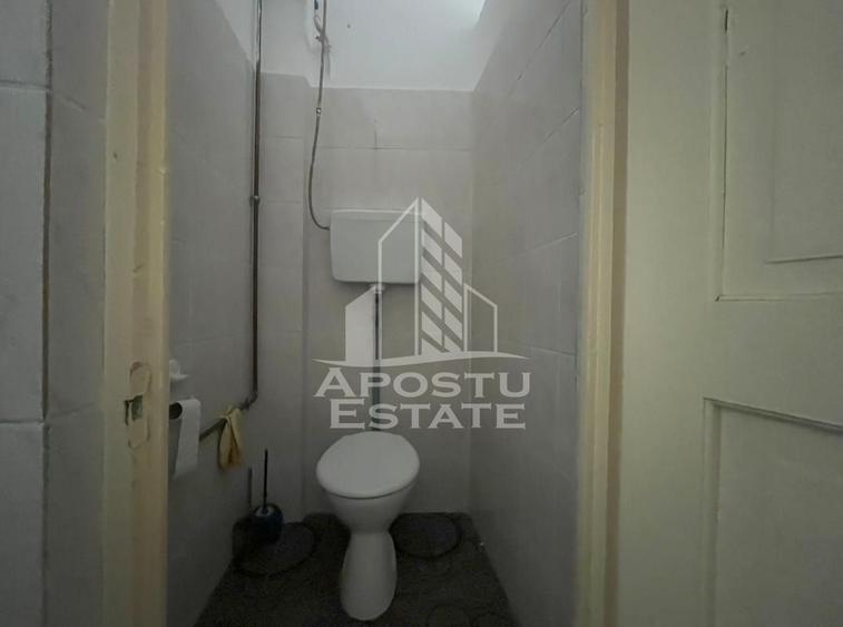 Spatiu comercial, 83 mp utli, Zona Centrala