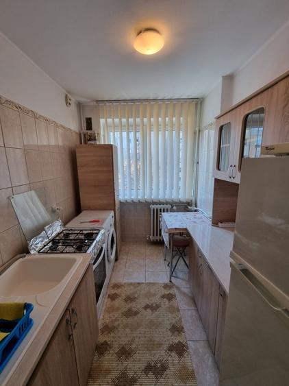 Apartament cu 2 camere de inchiriat in zona Favorit / Drumul Taberei