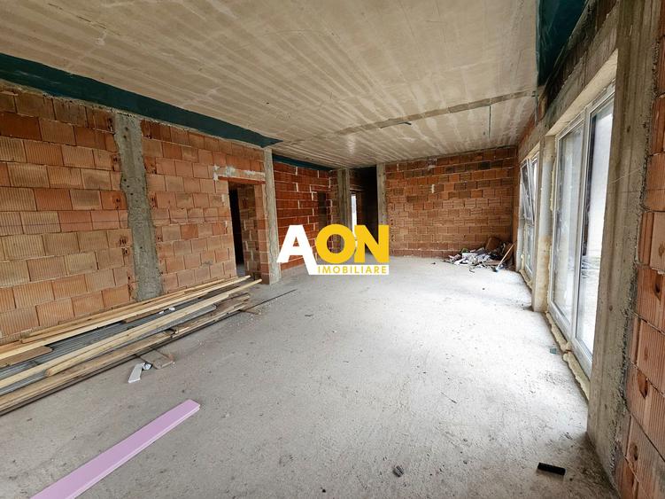 Casa nouă 123 mp utili, semifinisată, 535 mp teren, pod mansardabil