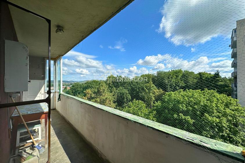 Apartament cu 3 camere | Aleea Cornișa | 450 € - 8
