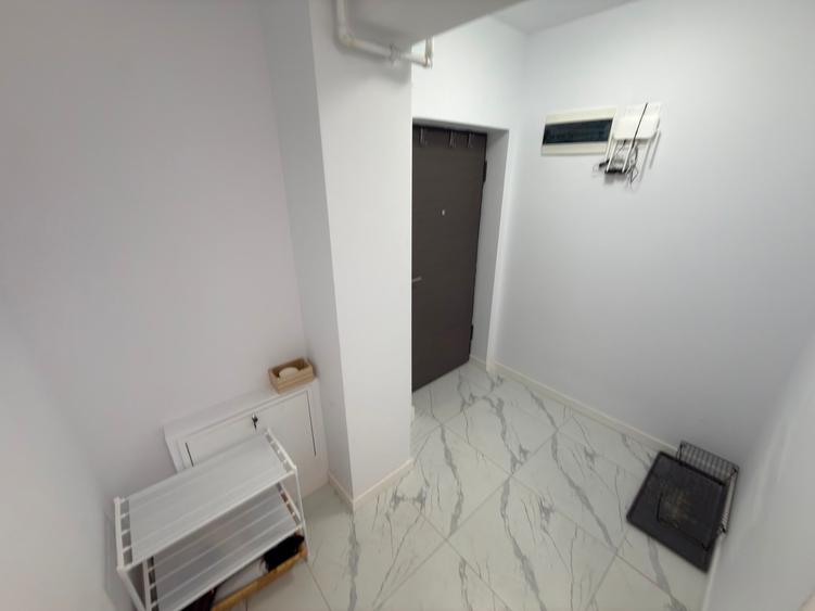 Inchiriere 2 camere bloc nou, parter cu terasa si gradina, zona N Grigorescu