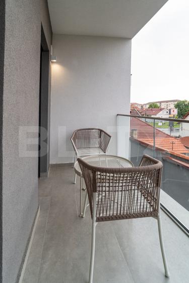Apartament 2 camere, 47 mp, balcon 11 mp, terasa de 48 mp, Str. Clujului