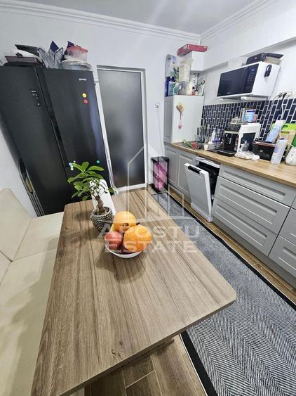 Apartament 3 camere de vanzare, renovat, zona Lipovei, Timisoara