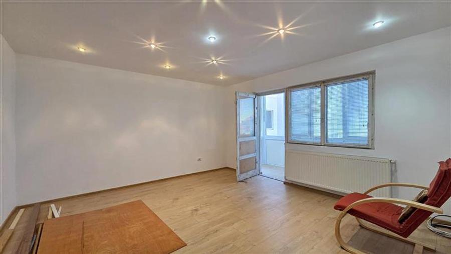 COMISION 0% APARTAMENT 3 CAMERE 2 BAI RENOVAT DOROBANTILOR