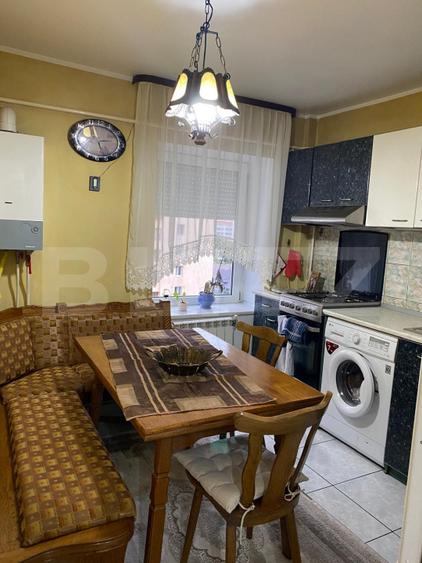 Apartament cu 3 camere, complet mobilat, etaj 6, zona George Enescu