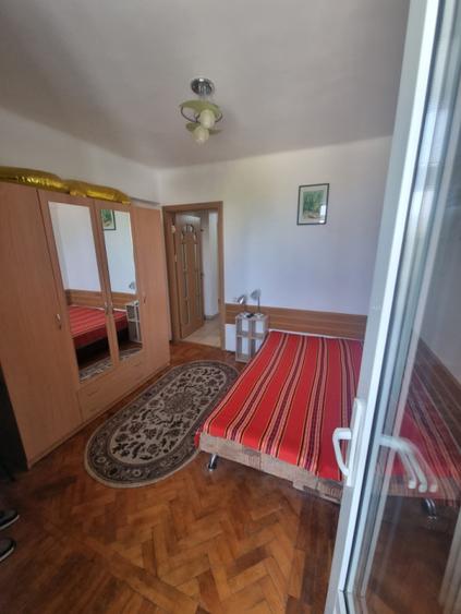 Apartament cu 2 camere decomandat, 50 mp,ultracentrala, zona Teatrul National