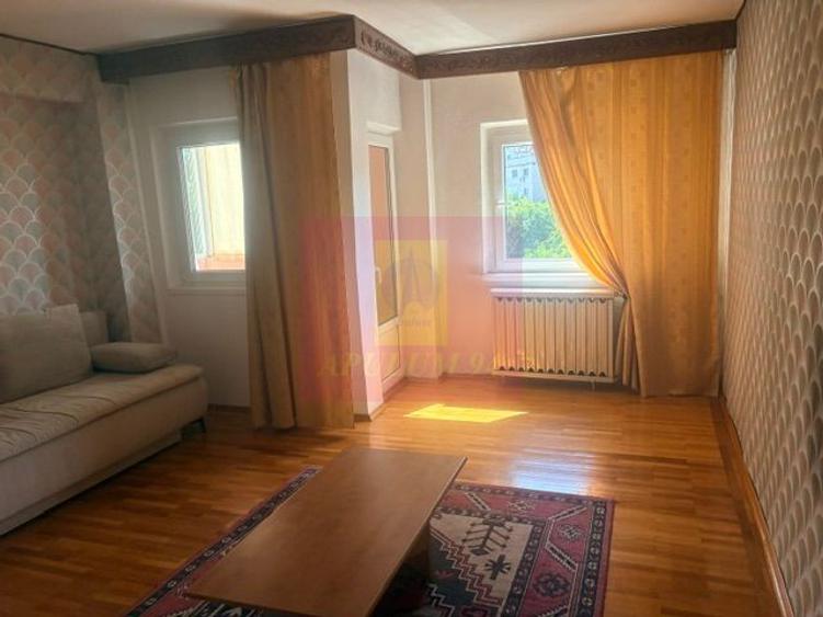 Apartament 3 camere Drumul Sarii- Casa De Casatorii sector 6.