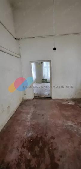 Apartament la casă cu curte și loc de parcare – zonă ultracentrală