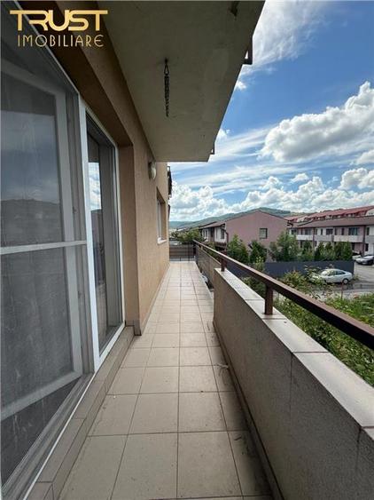 2 camere l Str.Eroilor l Parcare l Floresti