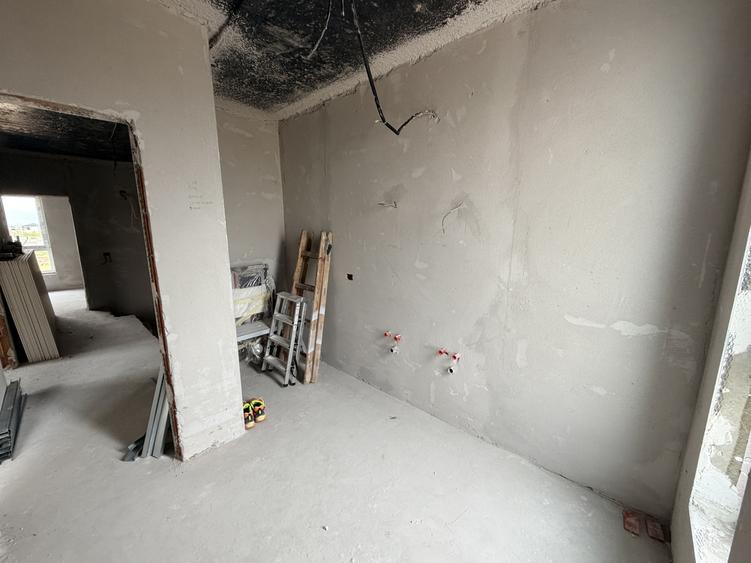 Duplex 4 camere - 3 bai - izolat fonic - aproape de Kaufland