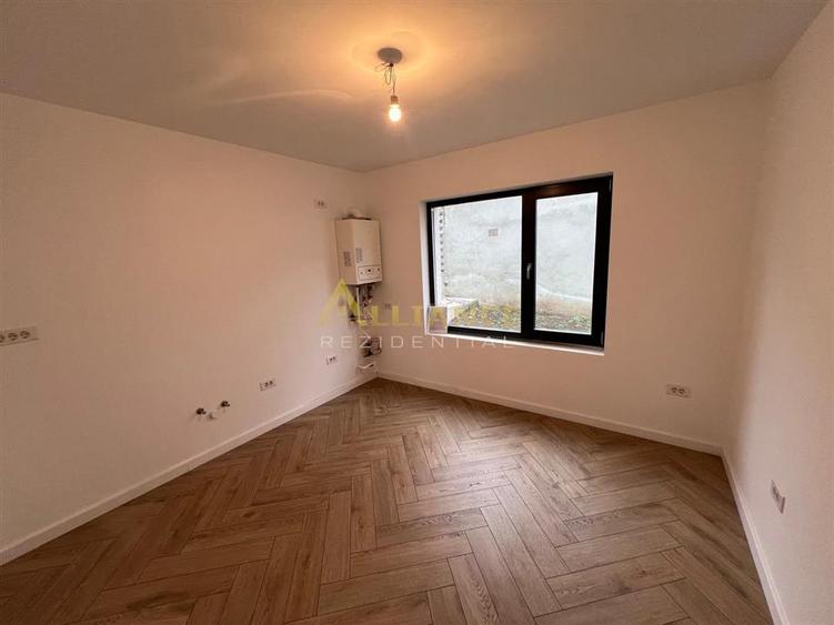 Casa Individuala - 3 camere - 2 bai - 215mp teren