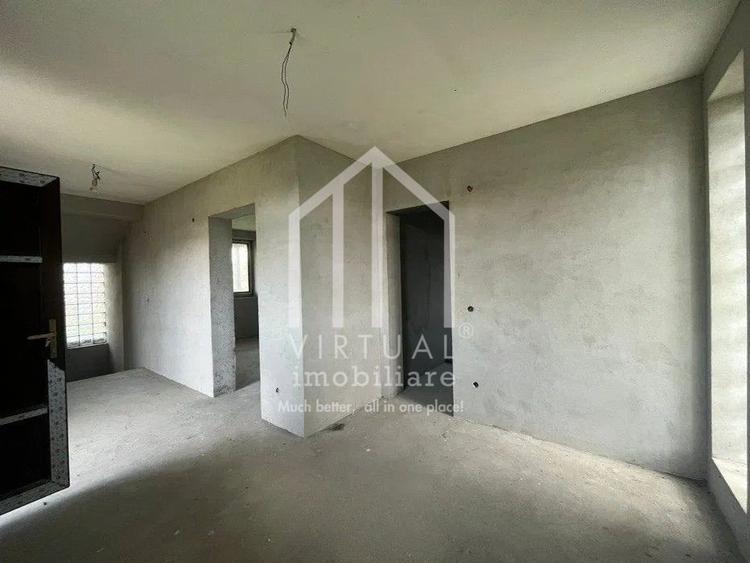 Casa de vanzare in Sibiu, parter si mansarda, teren de 2000mp