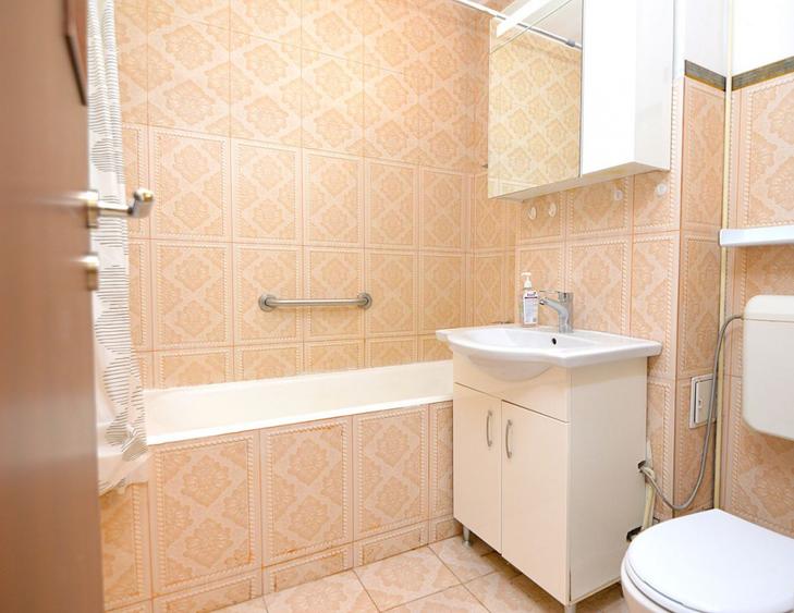 INCHIRIERE APARTAMENT 3 CAMERE B.DUL LIBERTATII – PALATUL PARLAMENTULUI