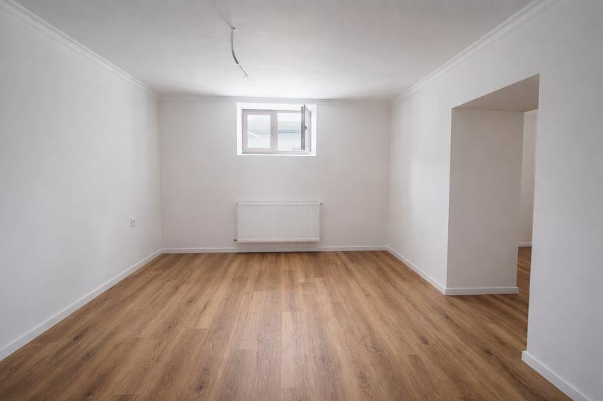 De vânzare casă individuală renovată | Curte proprie | Zona Abator