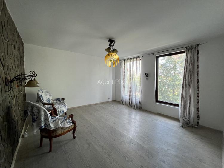 Doua vile individuale in aceeasi curte - 650mp teren - 15