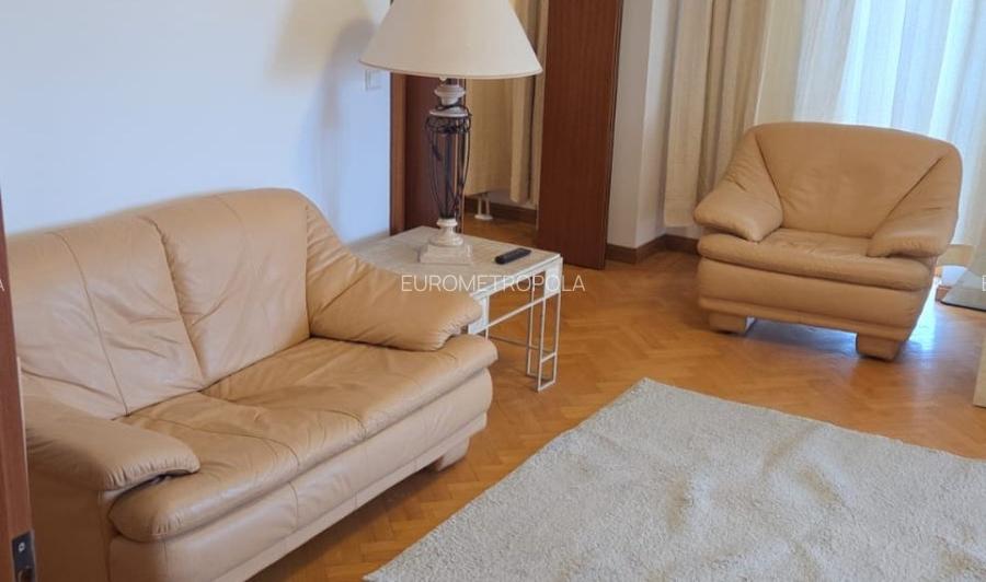 Apartament modern 3 camere, renovat, terasa, disponibil imediat - 2