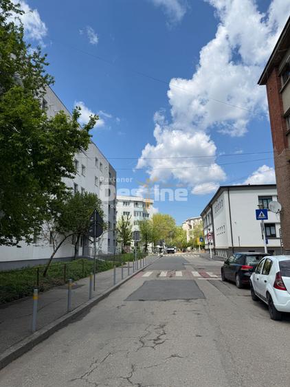 Apartament 3 camere, complet renovat si mobilat |91mp| Etaj 2/3| Rahova.