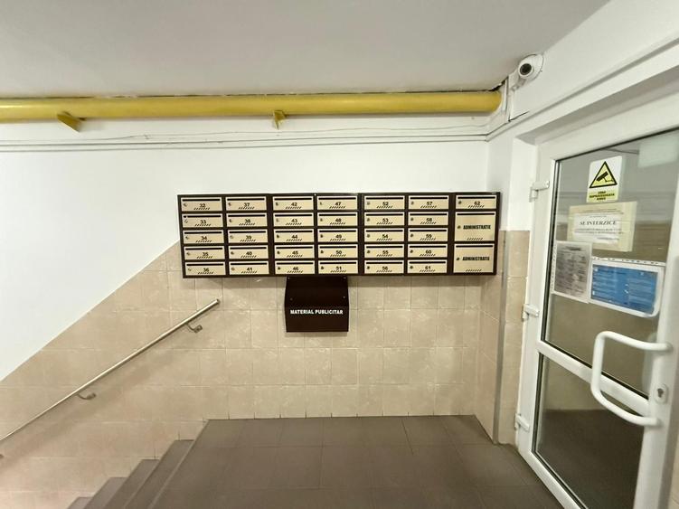 3 camere | Teiul Doamnei | Bloc din 83 | Reabilitat