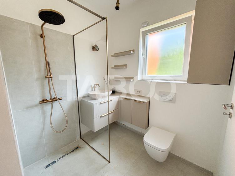 Apartament 3 camere complet renovat pe Calea Manastur zona Platinia