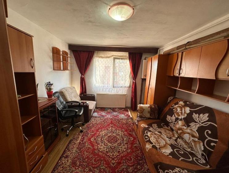 Vanzare garsoniera etajul 2 , Noua - Visinului