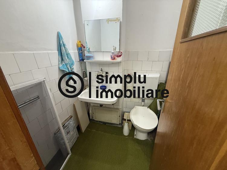 Apartament 4 camere 1 Mai Langa Spitalul Nr 1