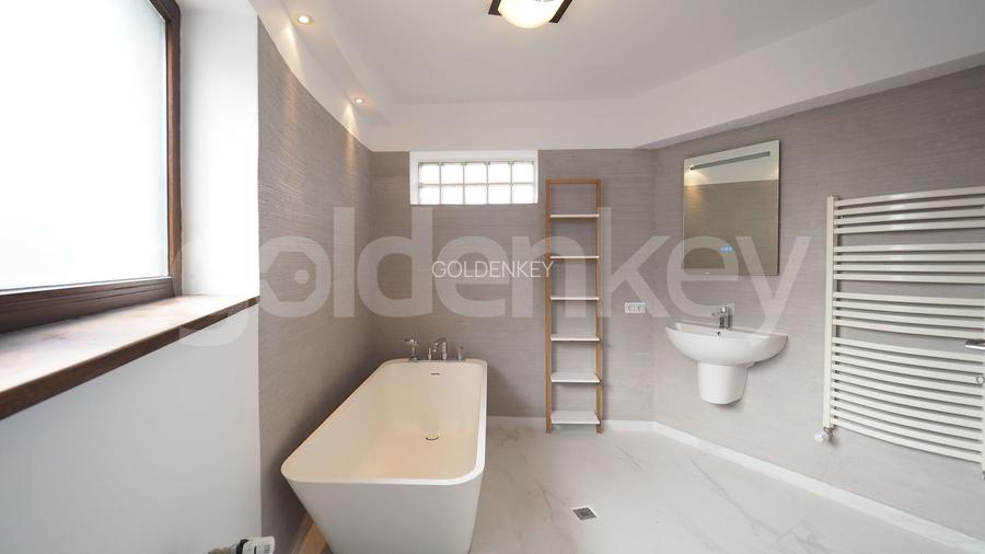 Vilă individuala superba cu 7 camere si piscina exterioara - 21