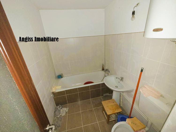 Apartament 2 camere zona CEC BANK