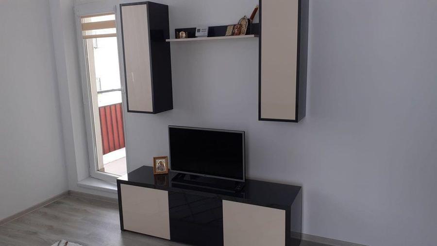 Garsonieara decomandata balcon parcare zona Turnisor