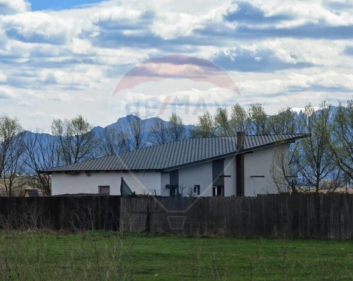 Casă / Vilă cu 4 camere de vânzare in Bod, Brasov