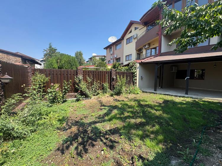 VILA PIPERA | 6 CAMERE | 2 LOCURI PARCARE | CURTE SUPERBA |