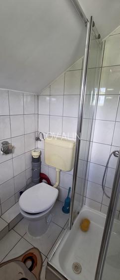 Casa in Bod zona centrala,  P+M, 8 camere, teren 1111 mp, fantana proprie. - 37