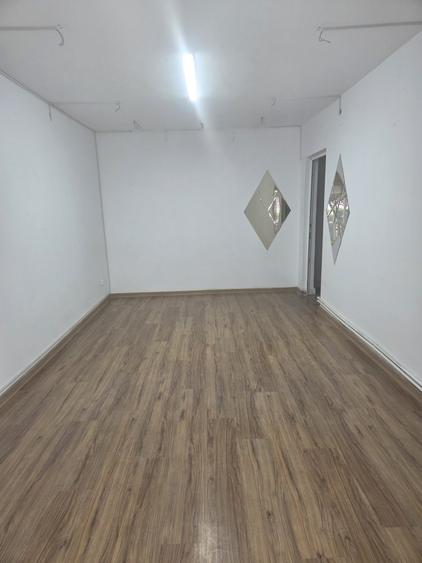 SPAȚIU COMERCIAL DE ÎNCHIRIAT LA MAȘNIȚĂ