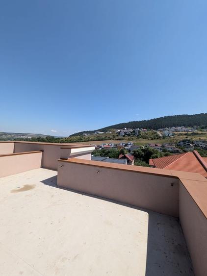 Duplex semifinisat, zona Vivo