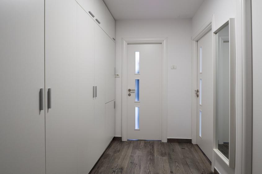 Vitan Mall, studio luminos, mobilat si utilat modern, prima inchiriere